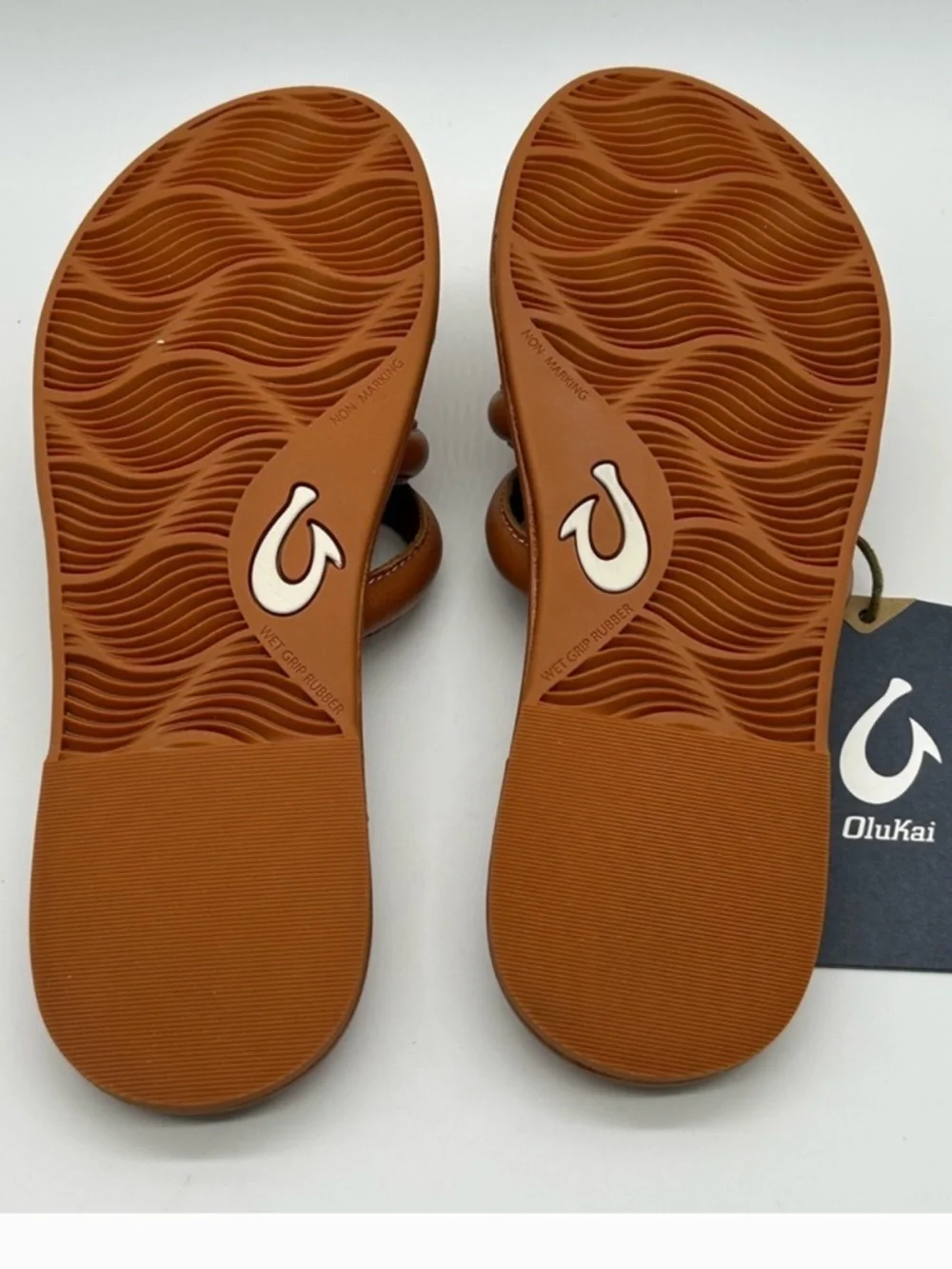 OluKai Women's Tiare Comfort Leather Slide Sandals in Fox Brown Size 10 NWT - Picture 5 of 7
